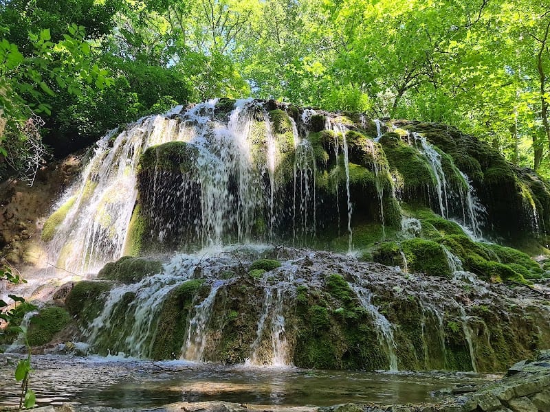 Vallée de Saint-Pons — dogsitter à Aubagne